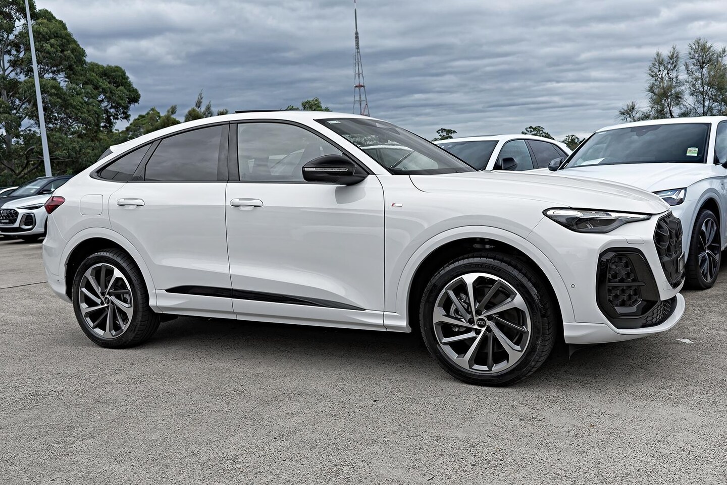 Image about Audi Q5 Sportback TDI quattro 150 kW sport
