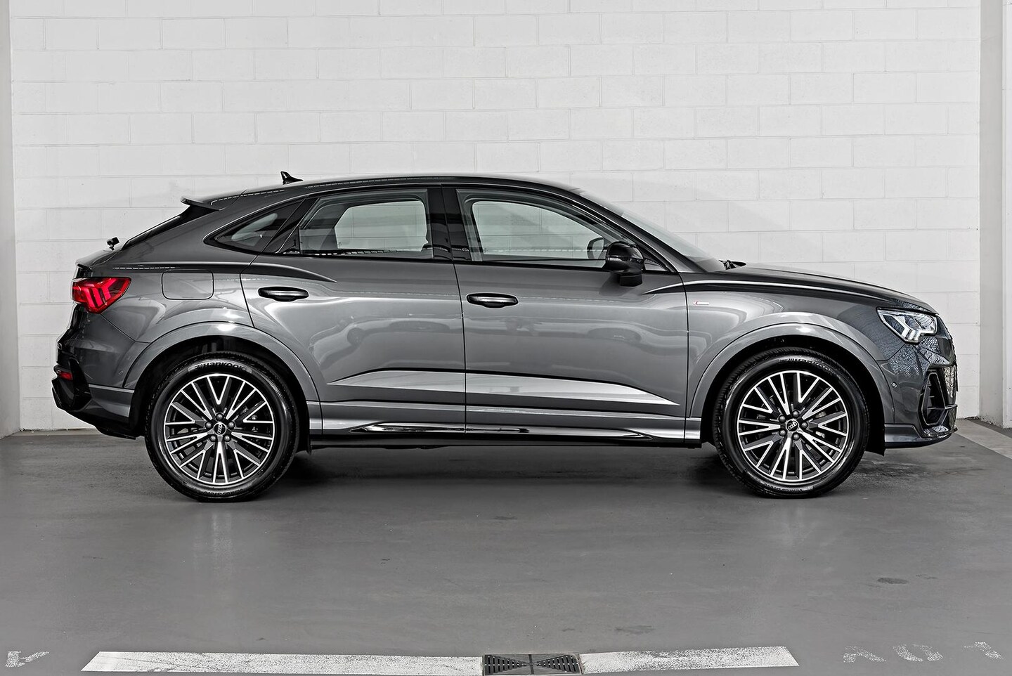 Image about Audi Q3 Sportback 35 TFSI S line edition
