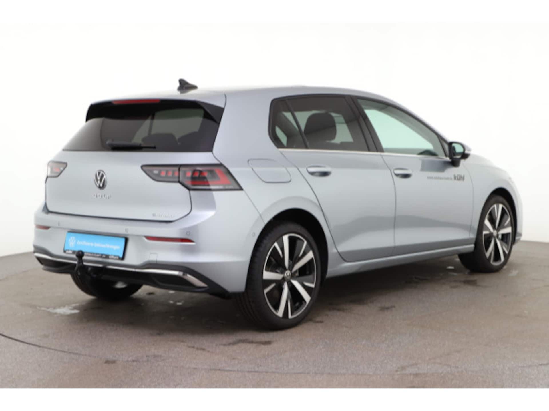 Volkswagen Golf Style