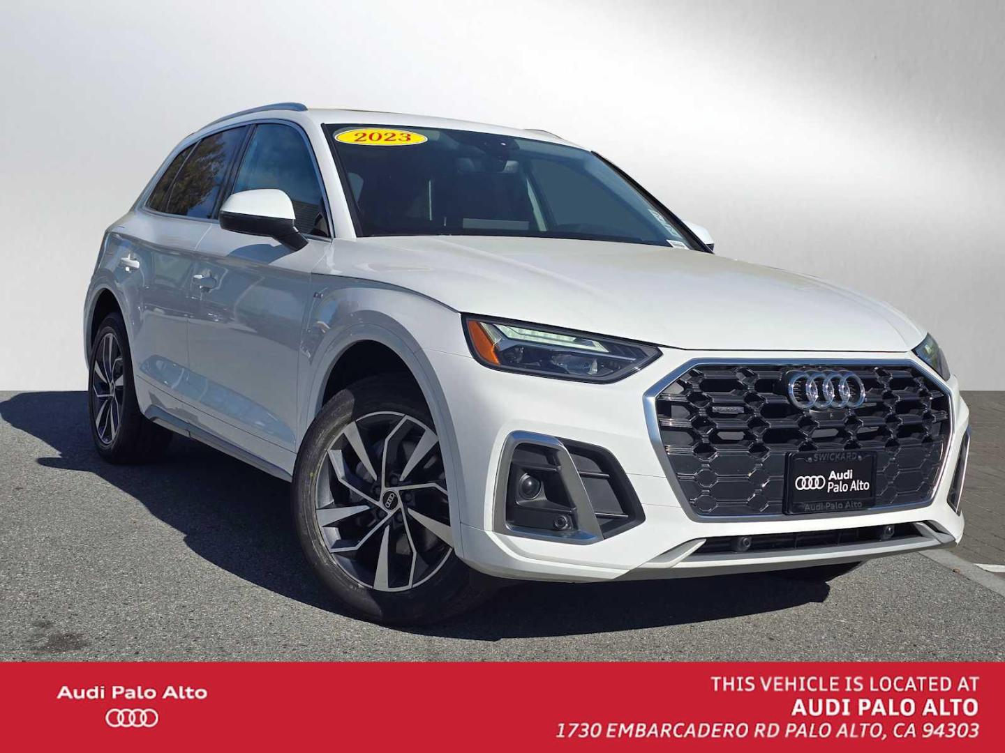 2023 Audi Q5 45 Premium Plus's photo