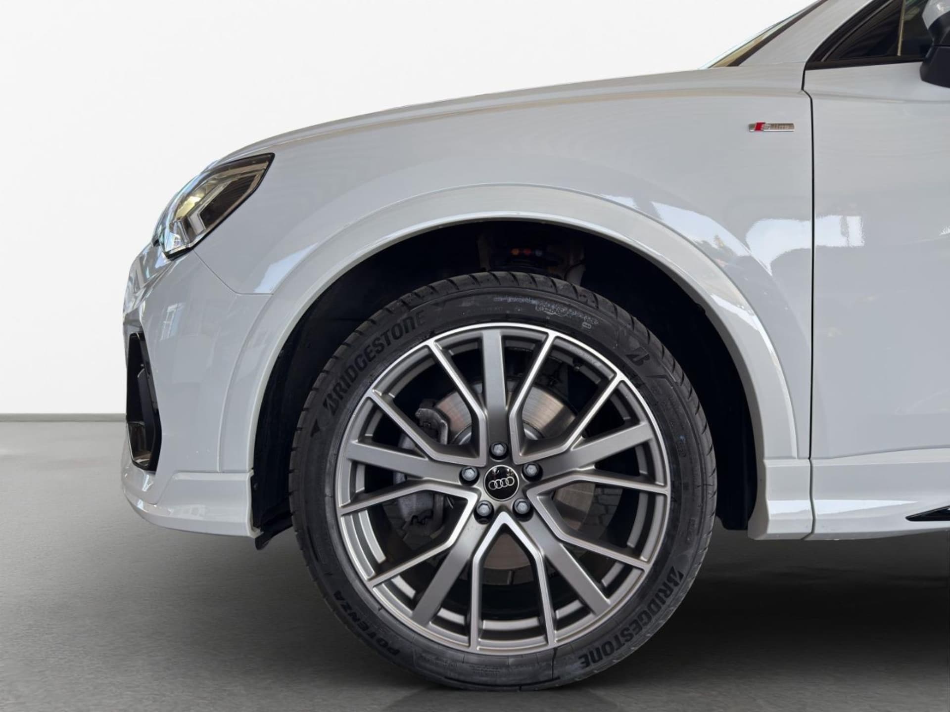 Audi Q3 SUV S line