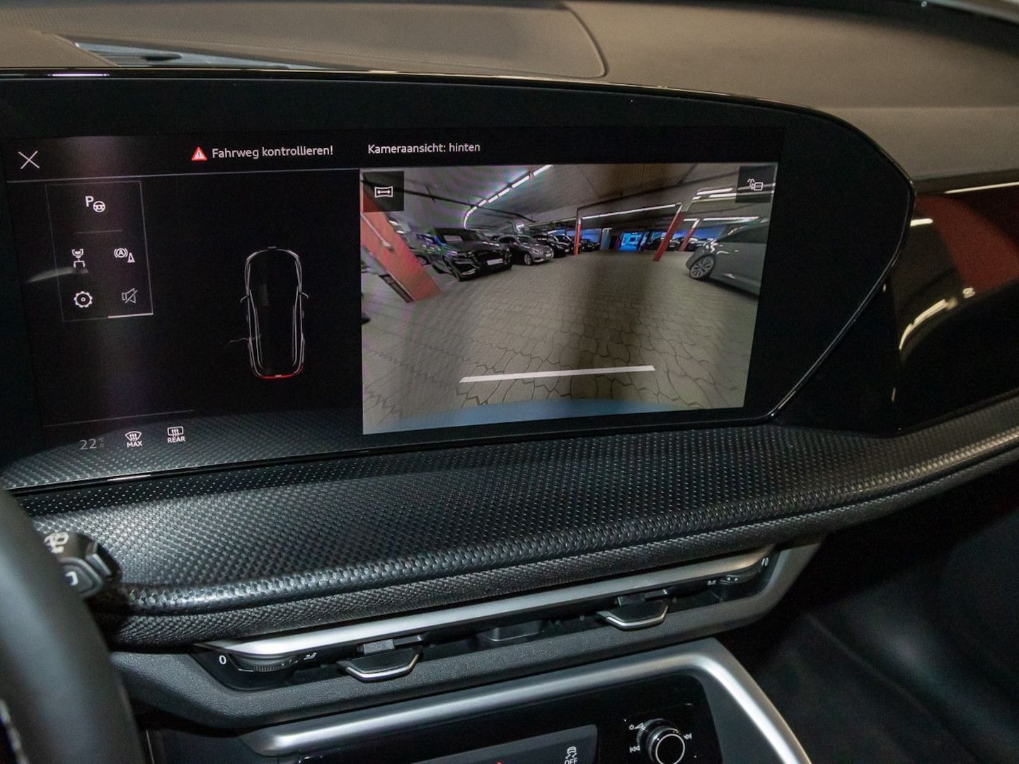 Bild über Audi Q5 SUV TFSI 150 kW S tronic - für weitere Informationen kontaktieren Sie den Audi Partner