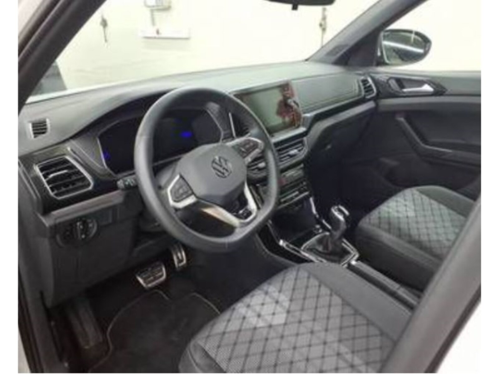 Volkswagen T-Cross – Bild 3
