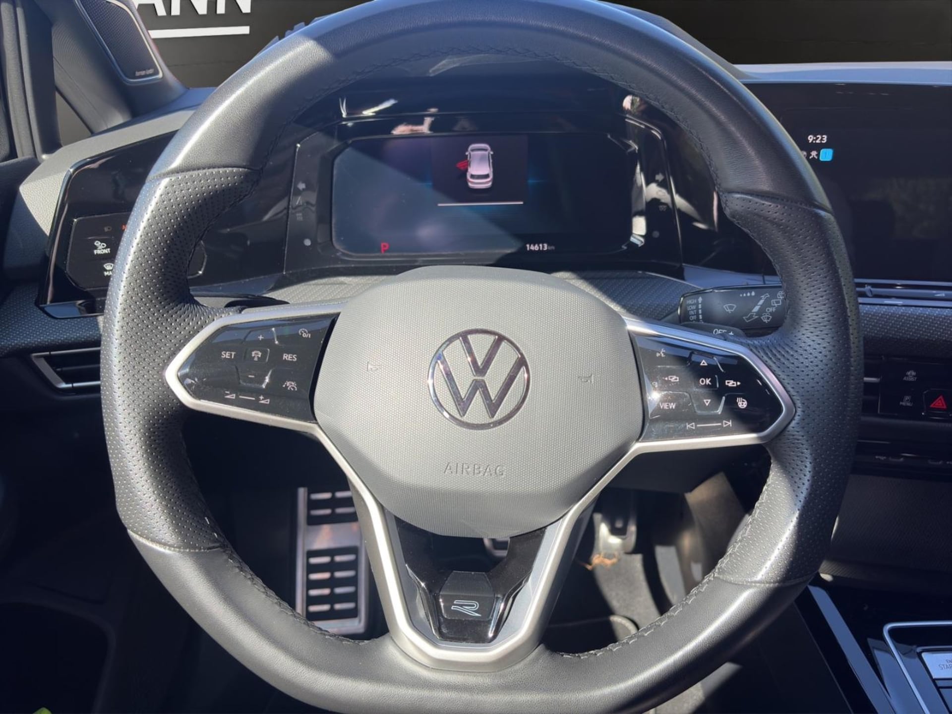 Volkswagen Golf R-Line