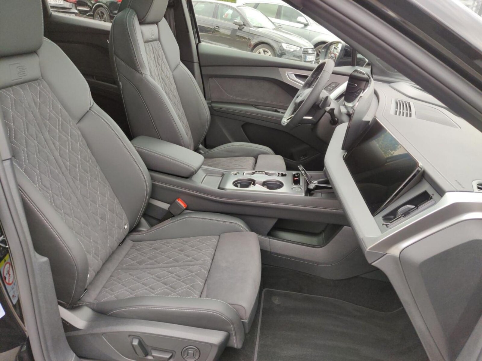 Audi Q4 e-tron – Bild 13