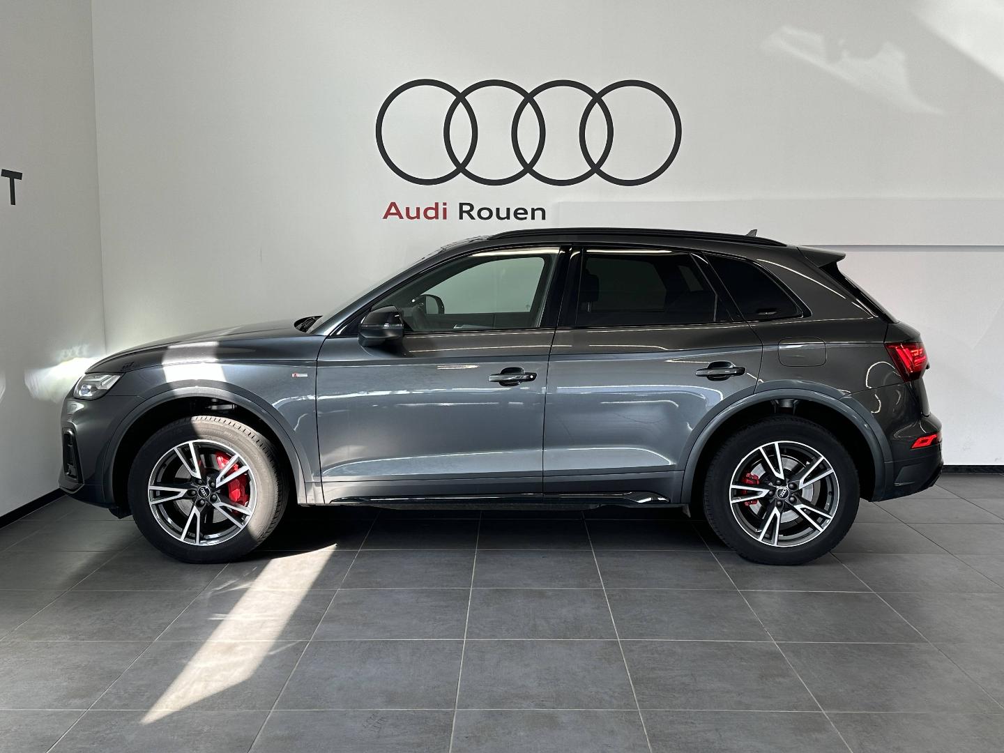 Image about Audi Q5 TFSI e S line 55 TFSI e quattro 270 kW (367 ch) S tronic