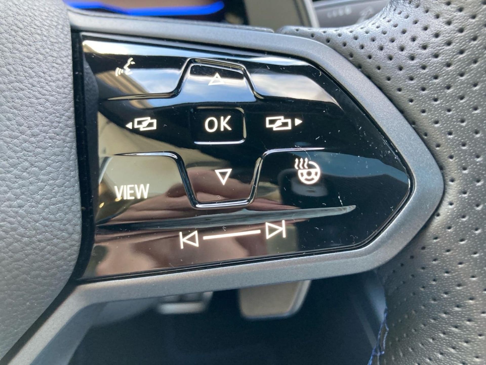 Volkswagen Golf Variant R