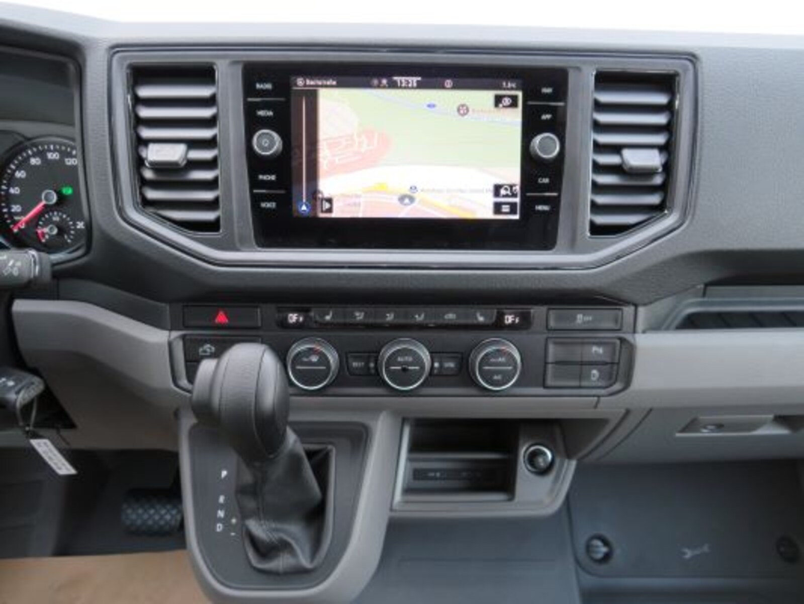 Volkswagen Grand California 600 – Bild 7