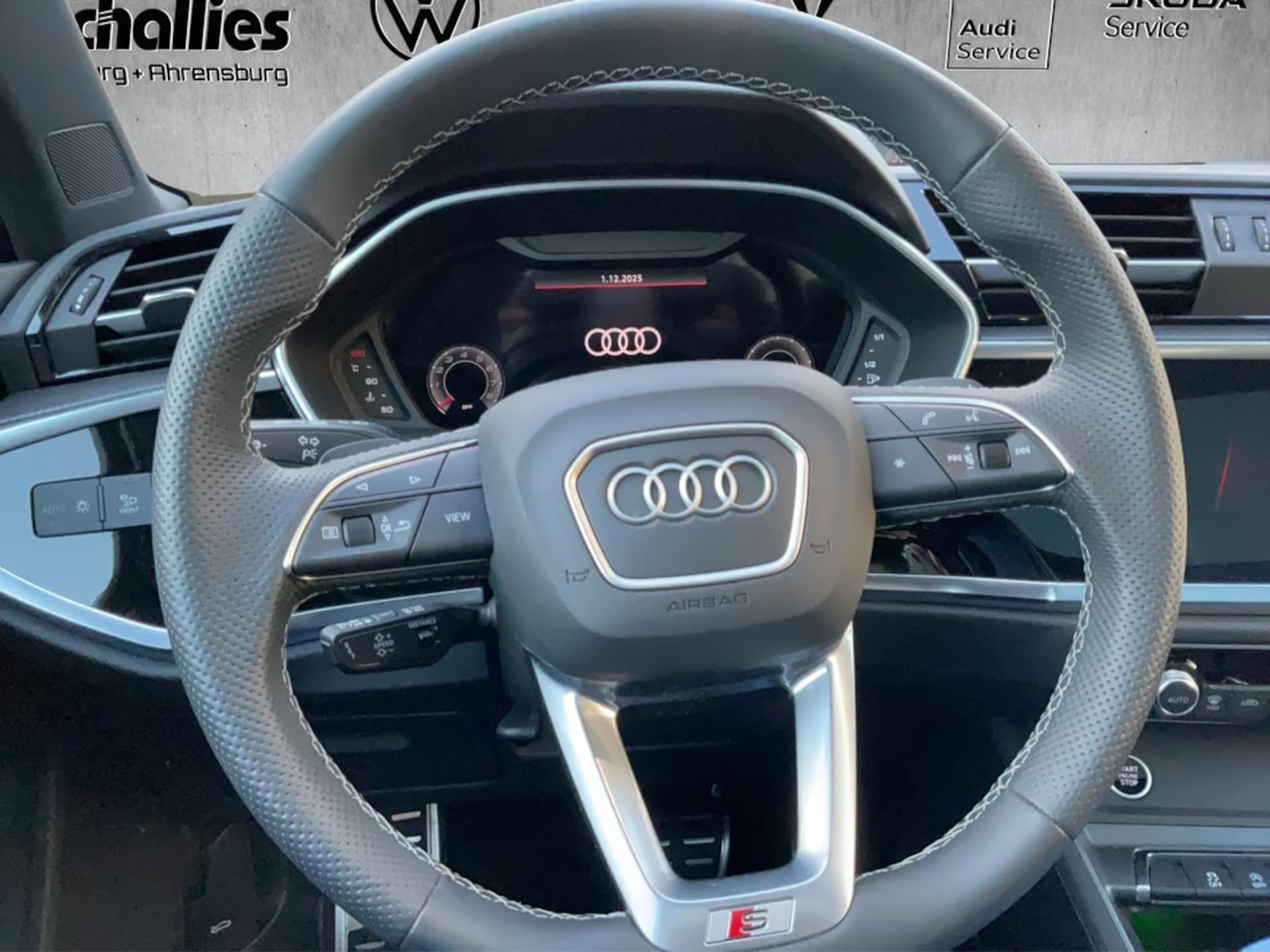 Audi Q3 SUV S line