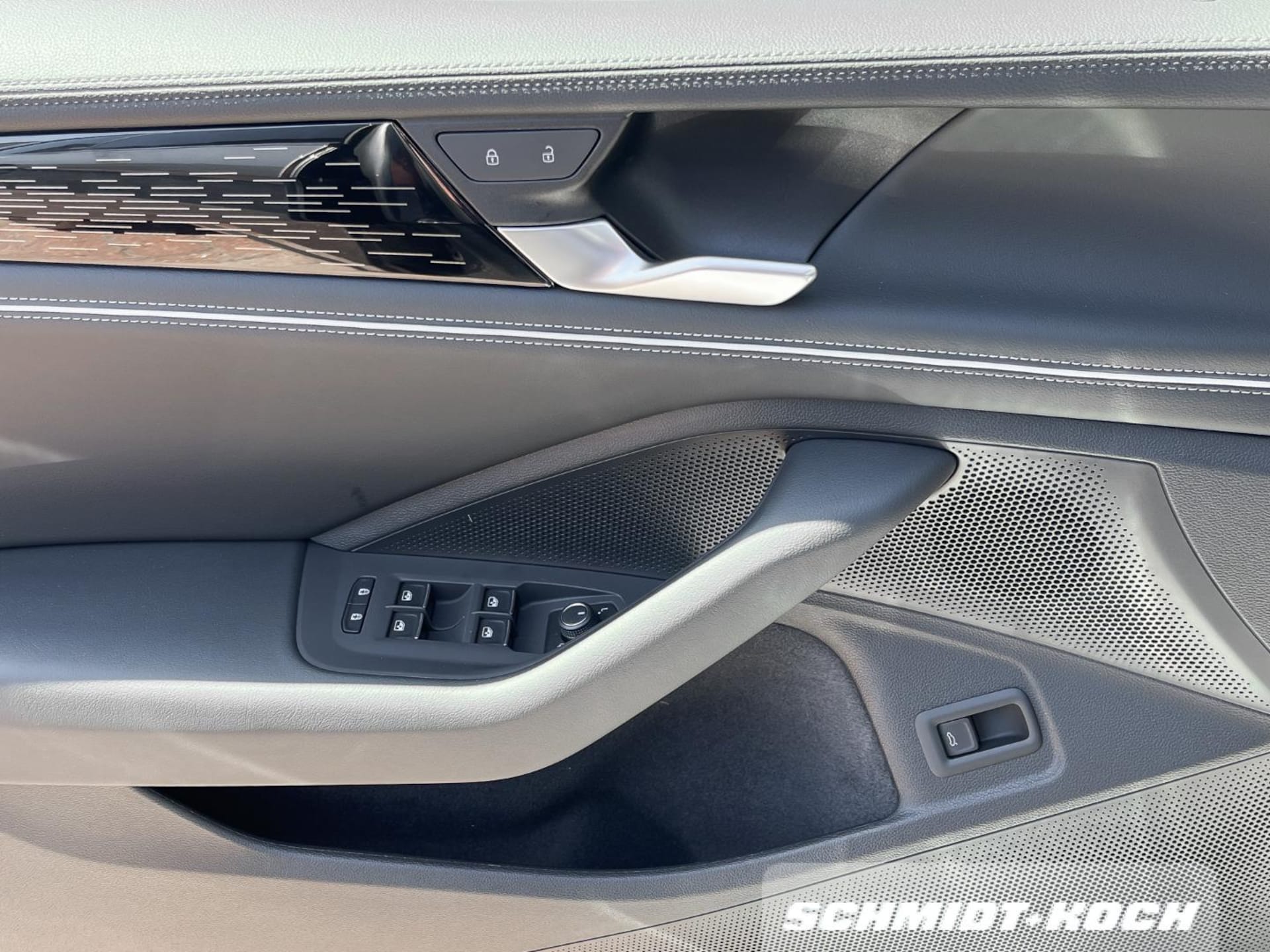 Volkswagen Passat Elegance