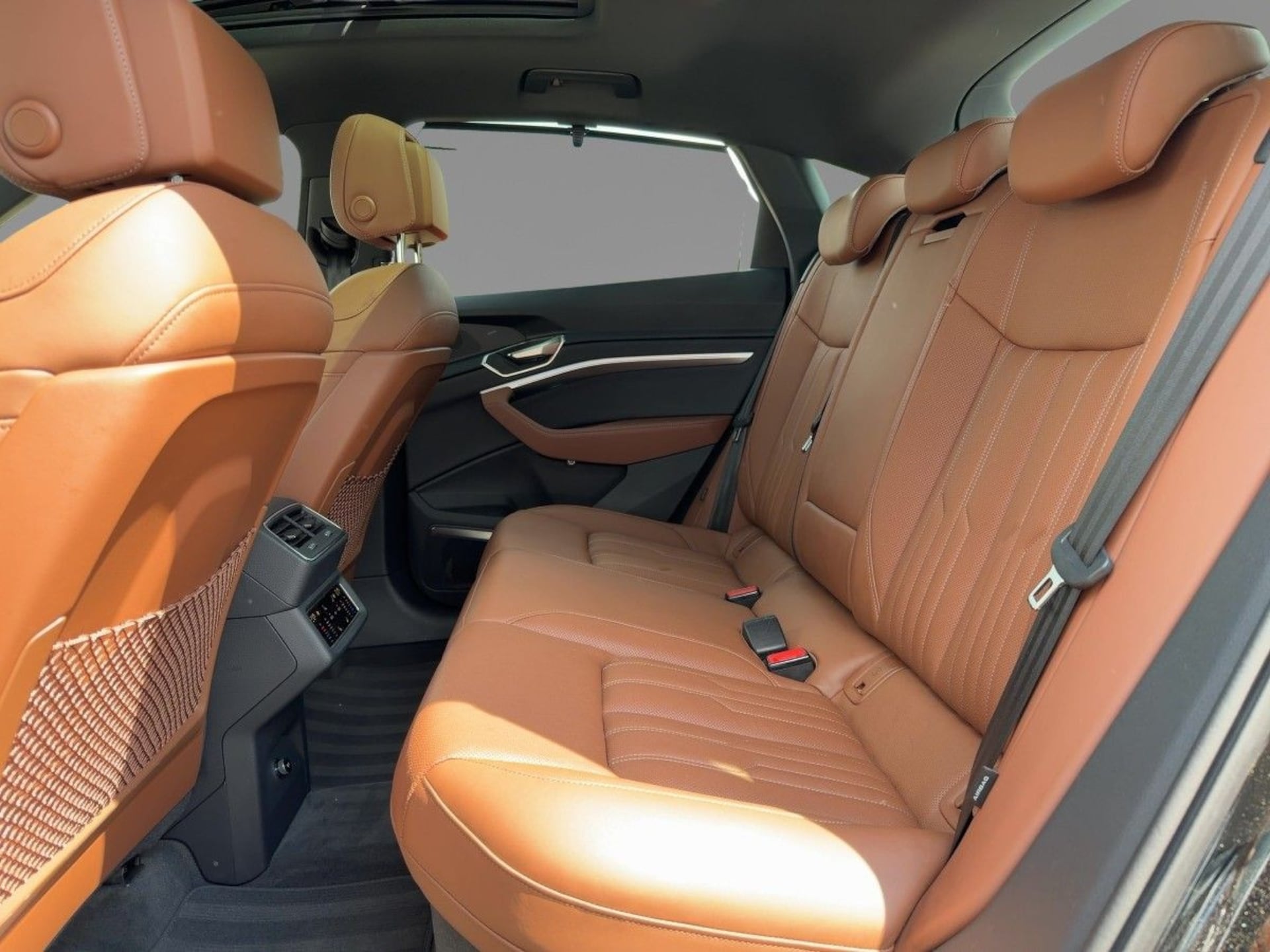 Audi Q8 Sportback e-tron S line