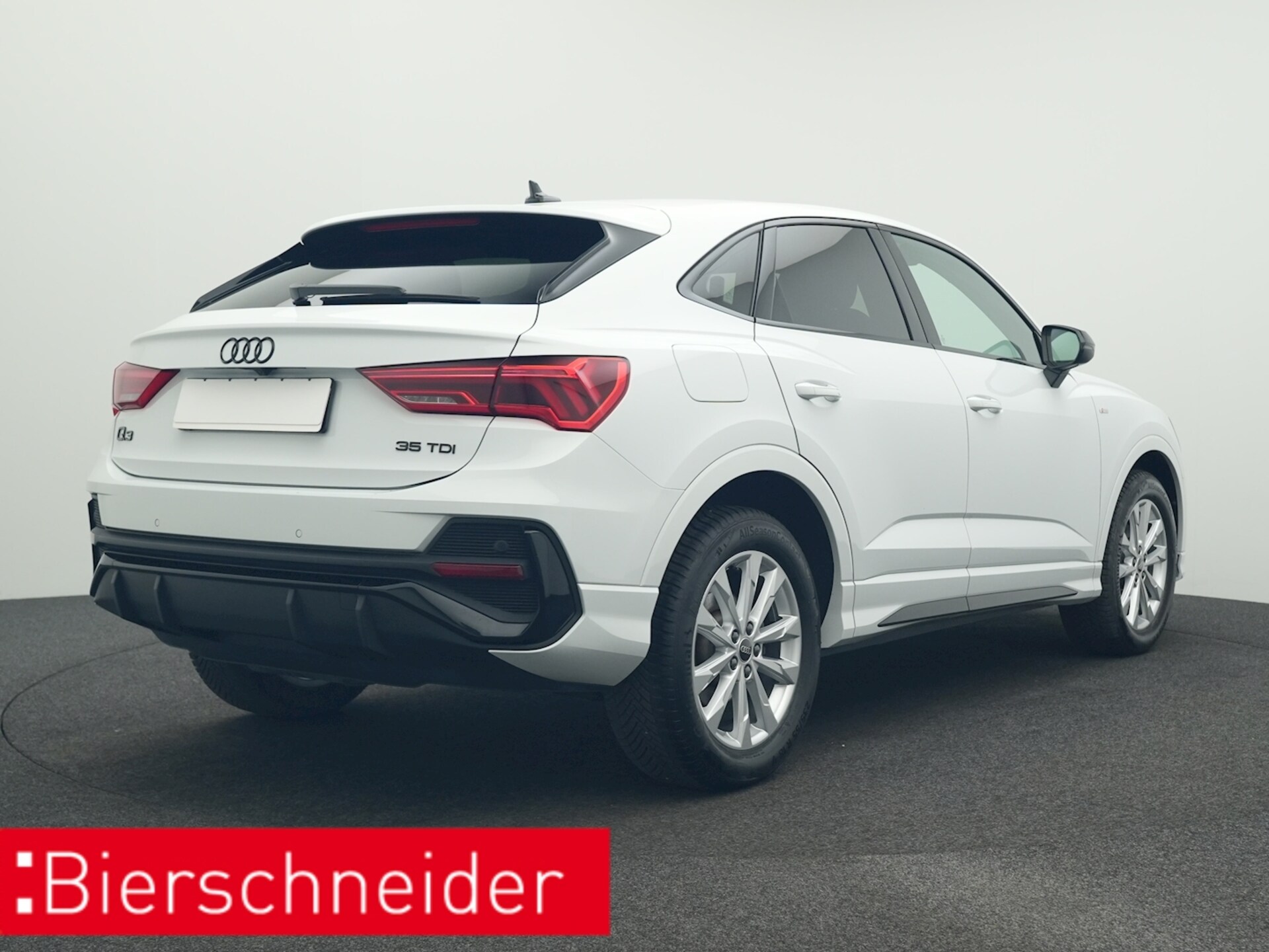 Audi Q3 Sportback S line