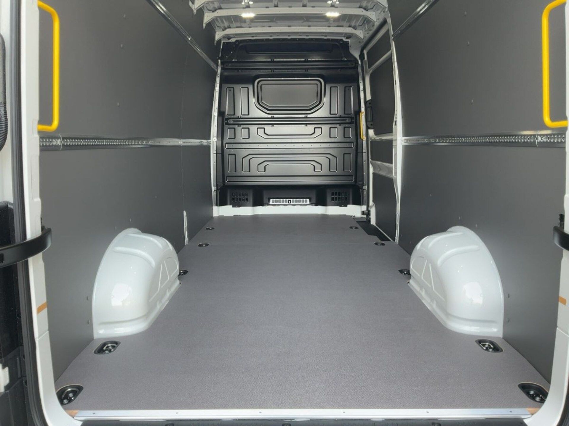 Volkswagen Crafter Kasten langer Radstand