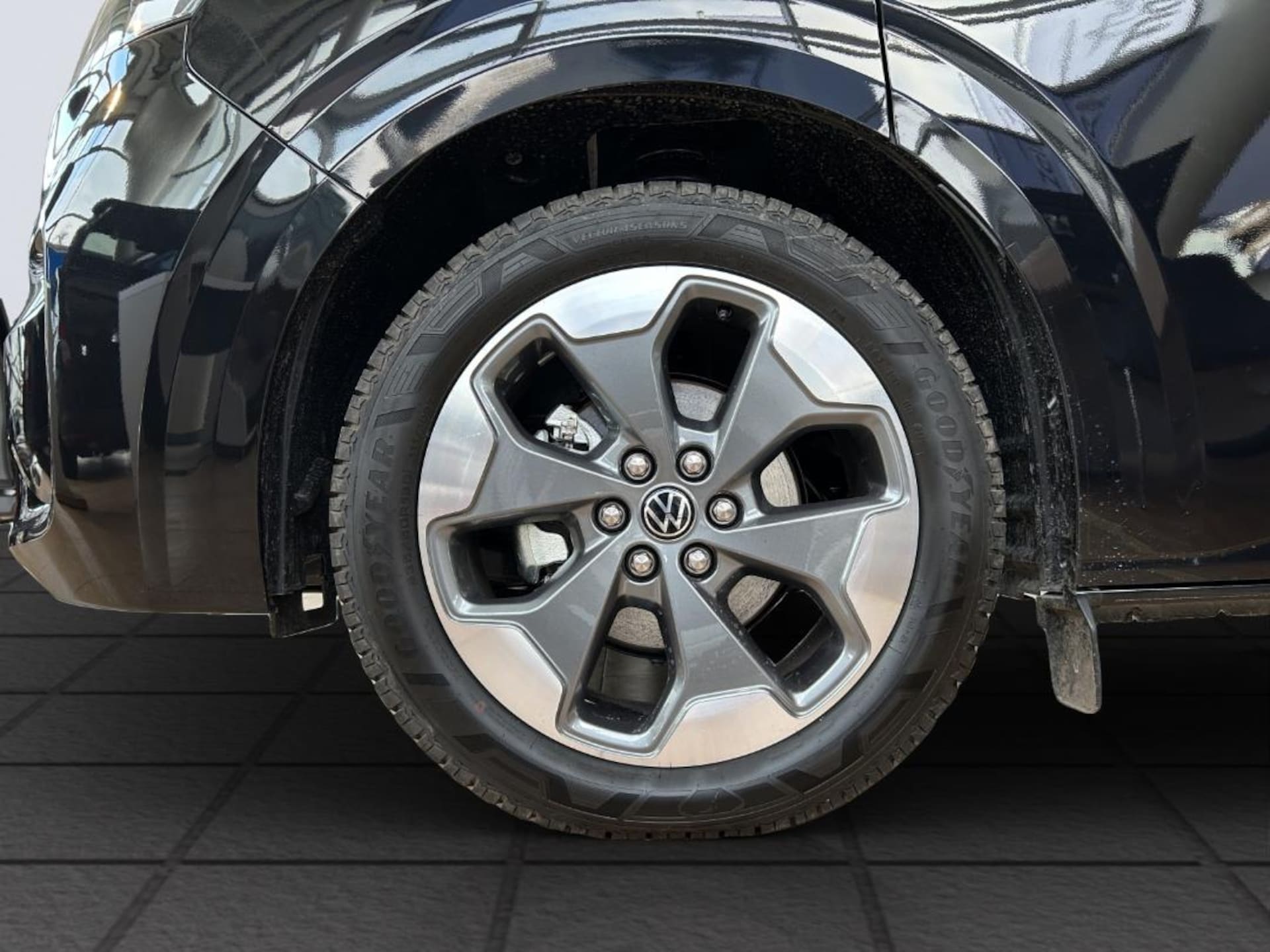 Volkswagen Transporter Kasten langer Radstand Plus