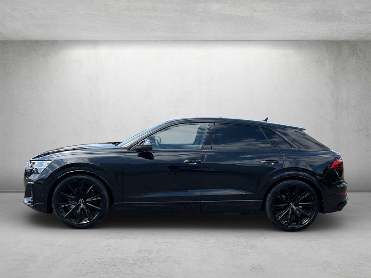 Bild über Audi SQ8 SUV TFSI quattro tiptronic - für weitere Informationen kontaktieren Sie den Audi Partner