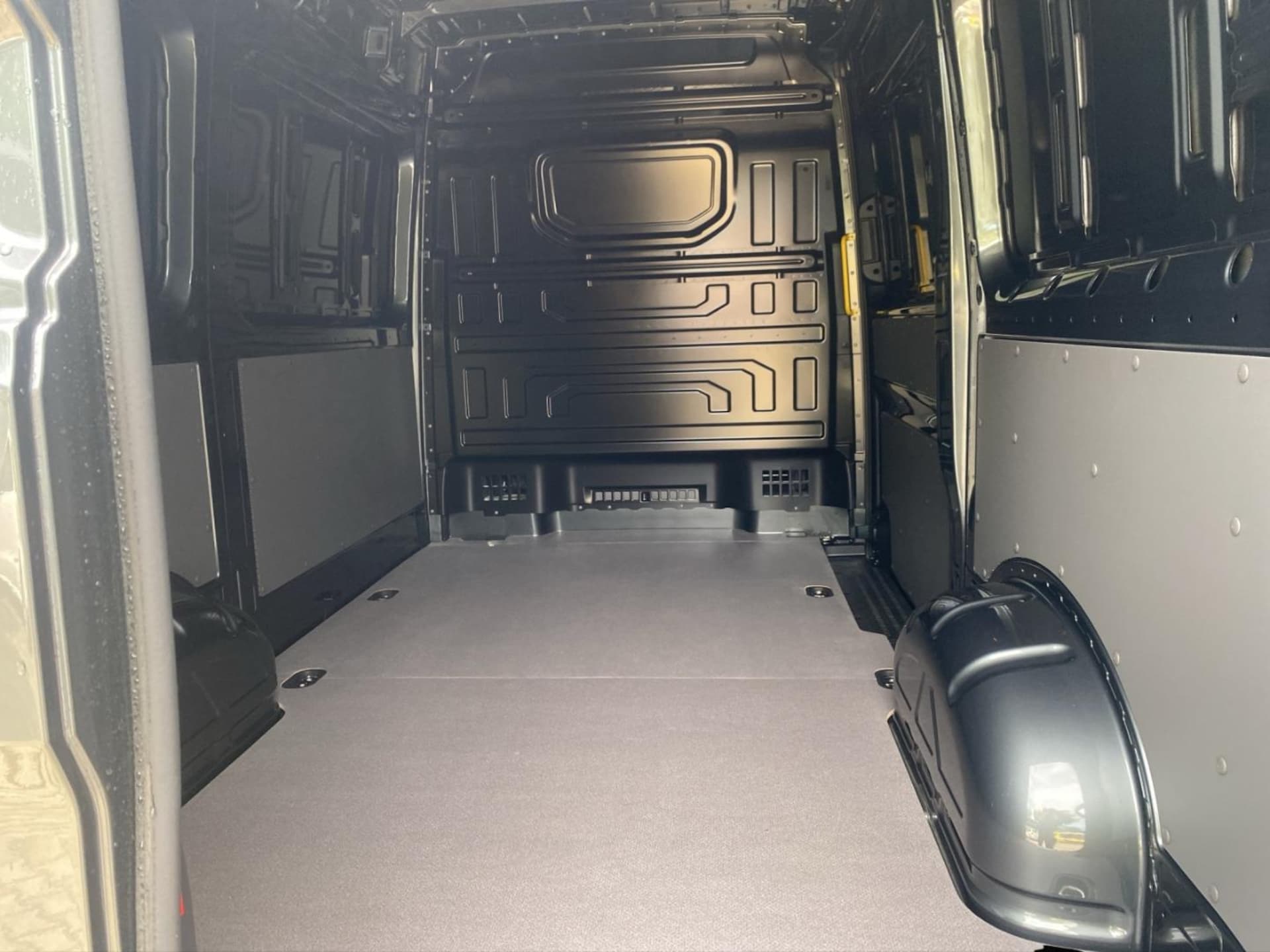 Volkswagen Crafter Kasten mittlerer Radstand