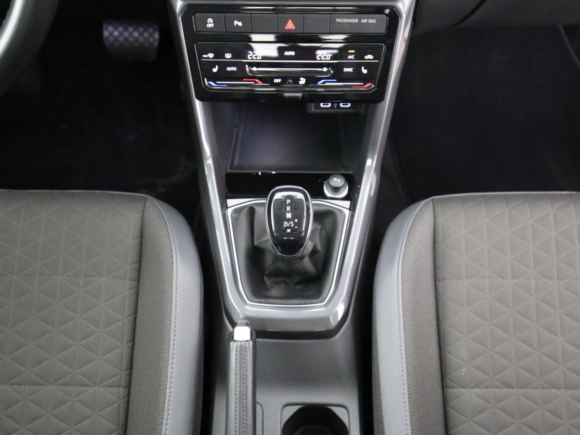 Volkswagen T-Cross Style