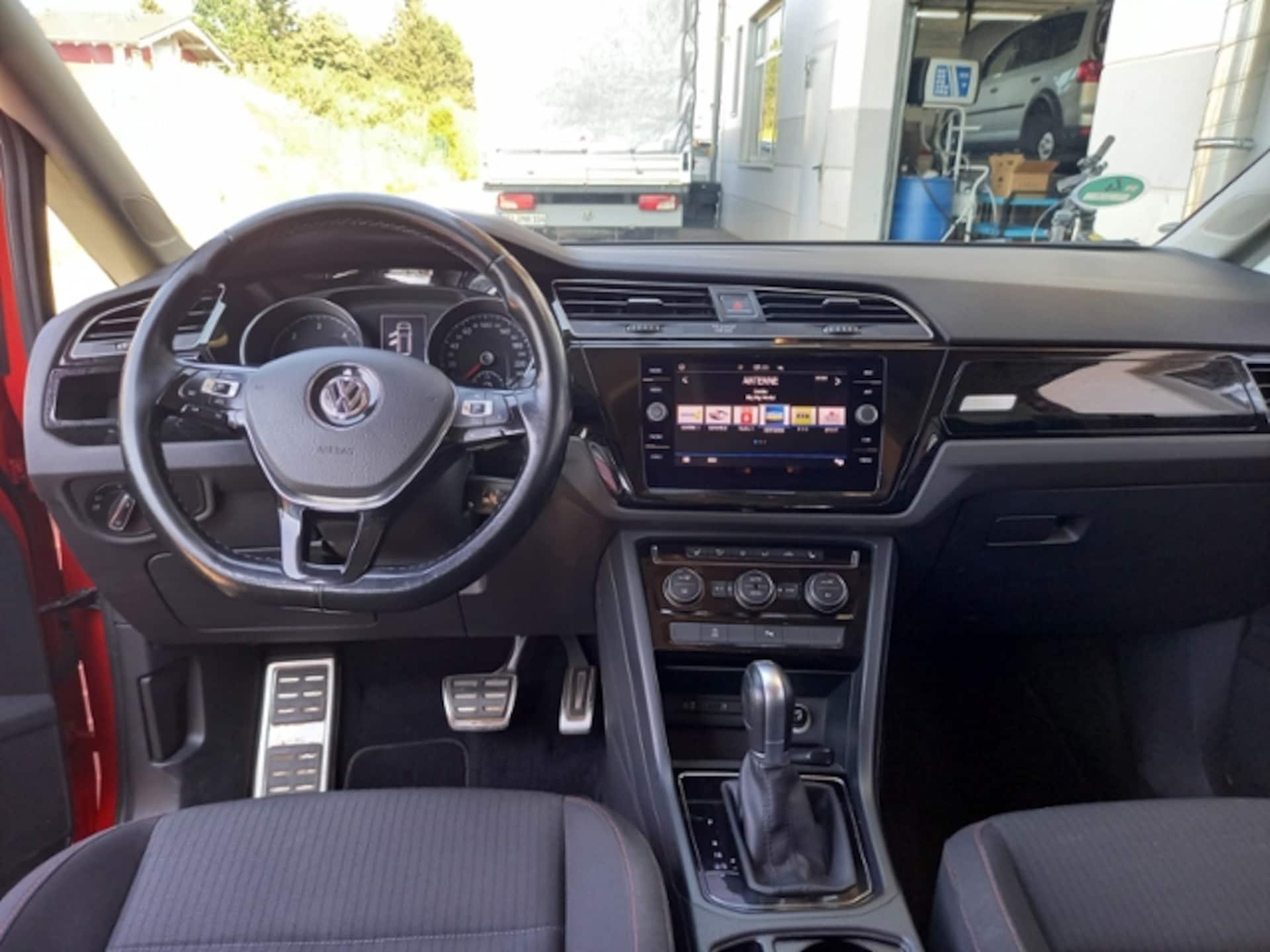 Volkswagen Touran SOUND