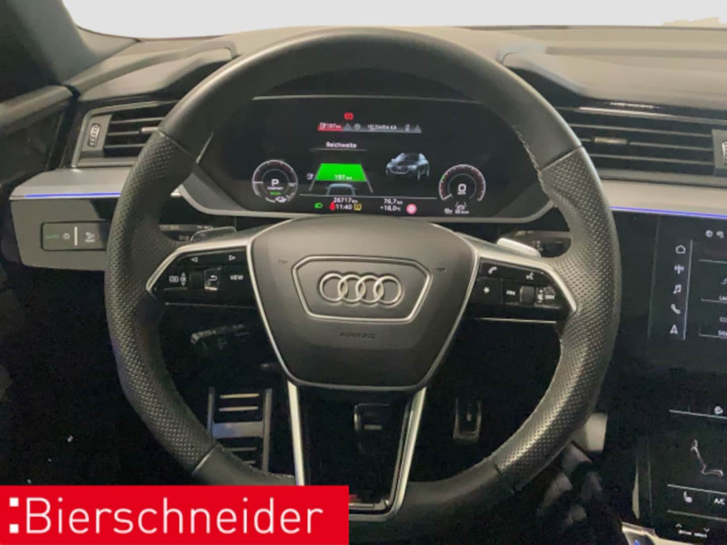 Bild über Audi SQ8 Sportback e-tron e-tron quattro - für weitere Informationen kontaktieren Sie den Audi Partner