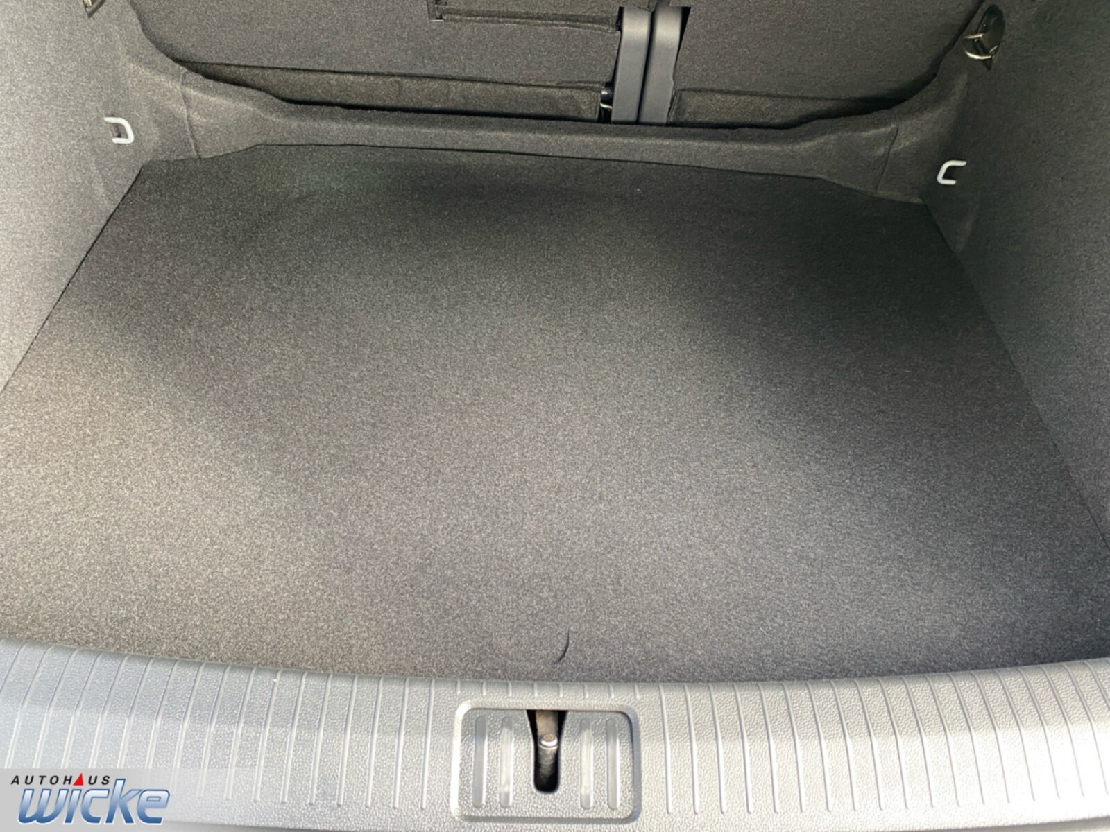 Volkswagen Tiguan – Bild 17