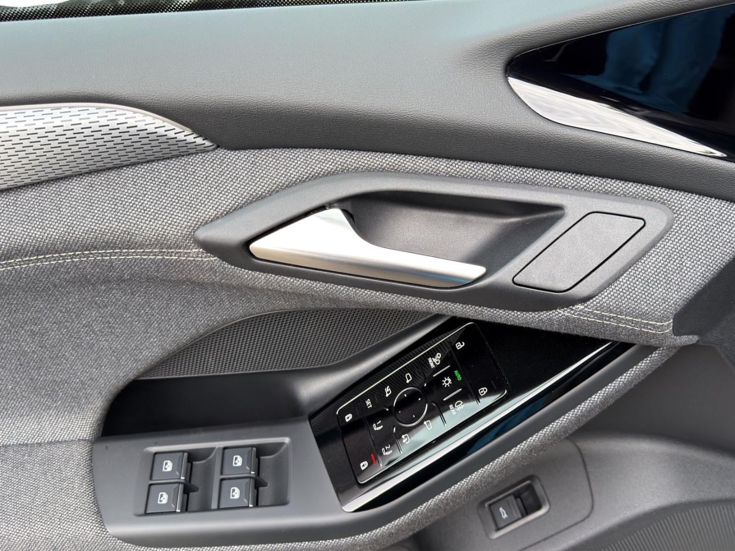 Bild über Audi A6 Avant e-tron e-tron - für weitere Informationen kontaktieren Sie den Audi Partner
