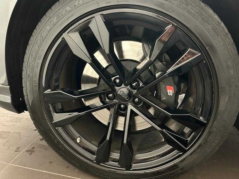 Image about Audi SQ8 SQ8 TDI 320 kW (435 PS) tiptronic