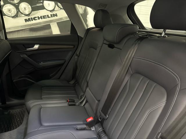 2023 AUDI Q5 - Image 11