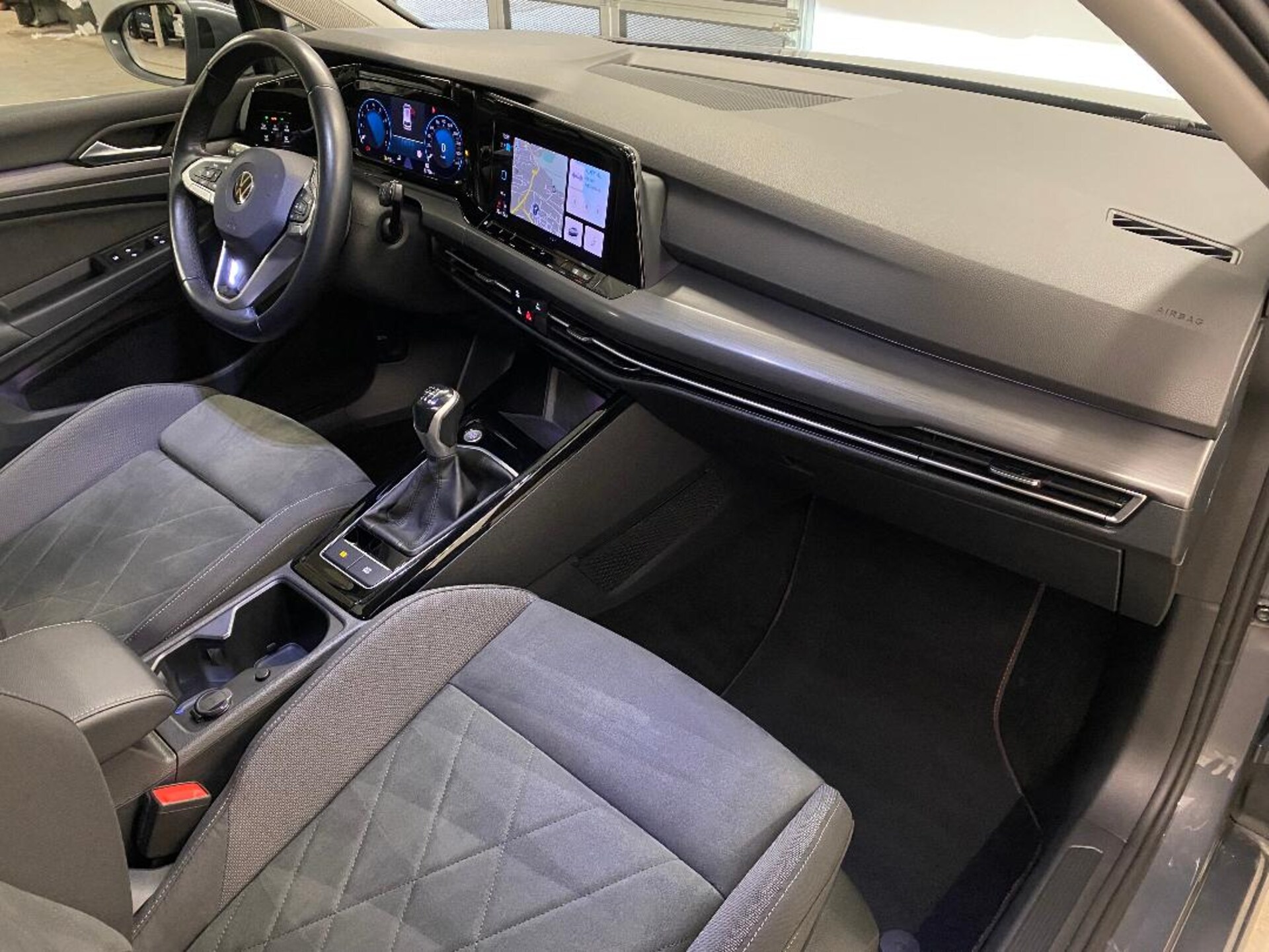 Volkswagen Golf Variant Style