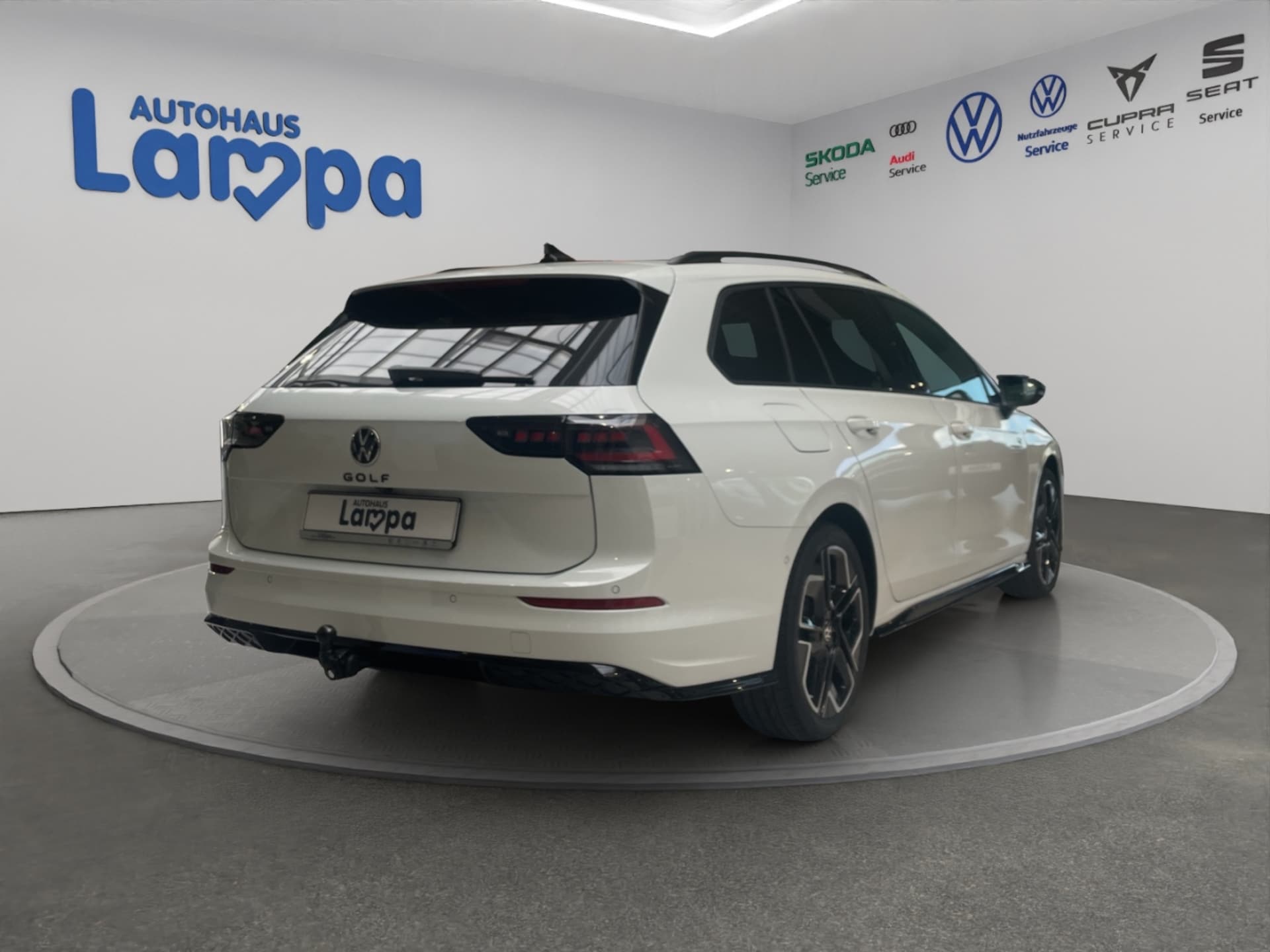 Volkswagen Golf Variant R-Line