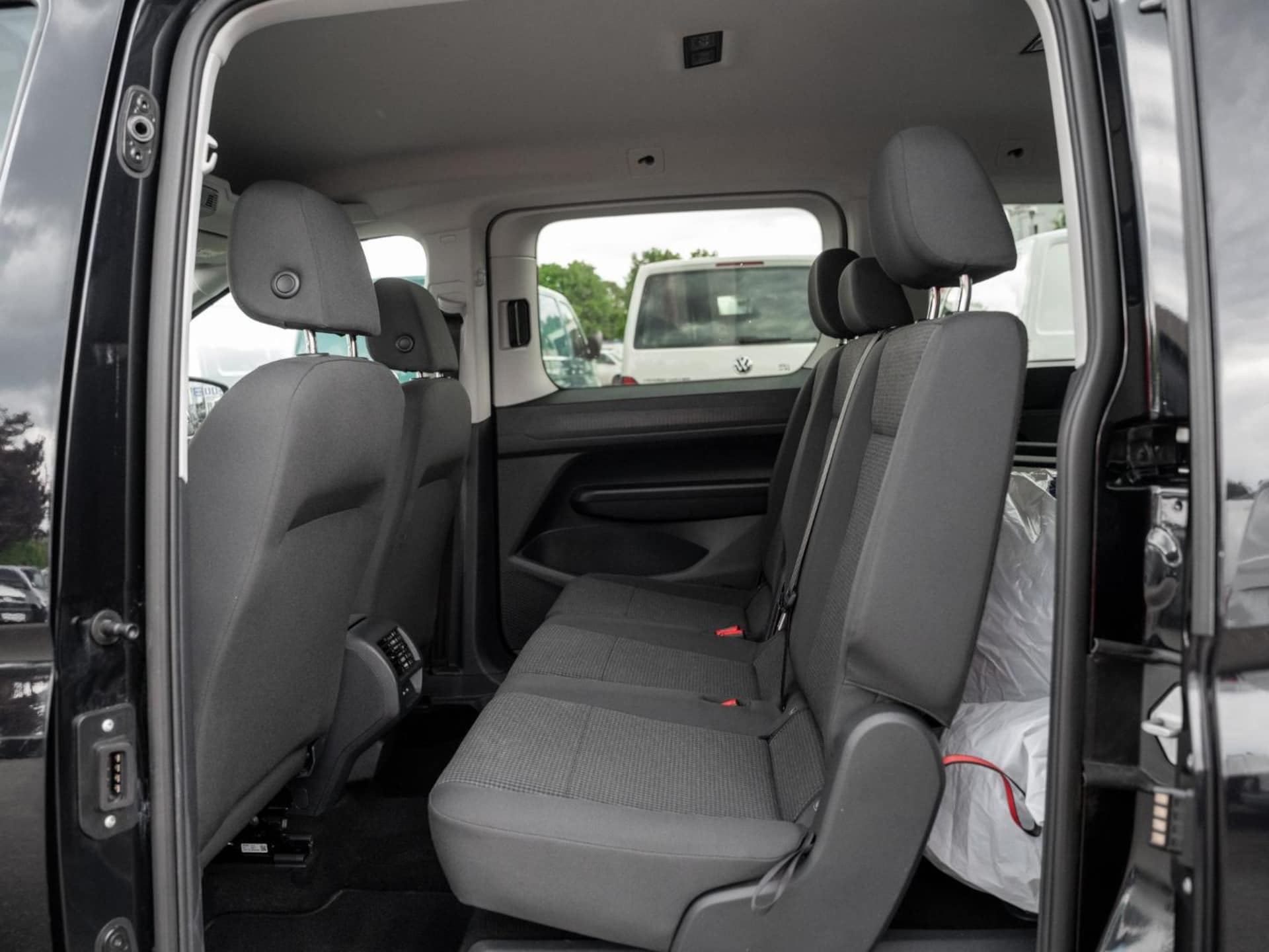 Volkswagen Caddy Maxi Basis-Modell