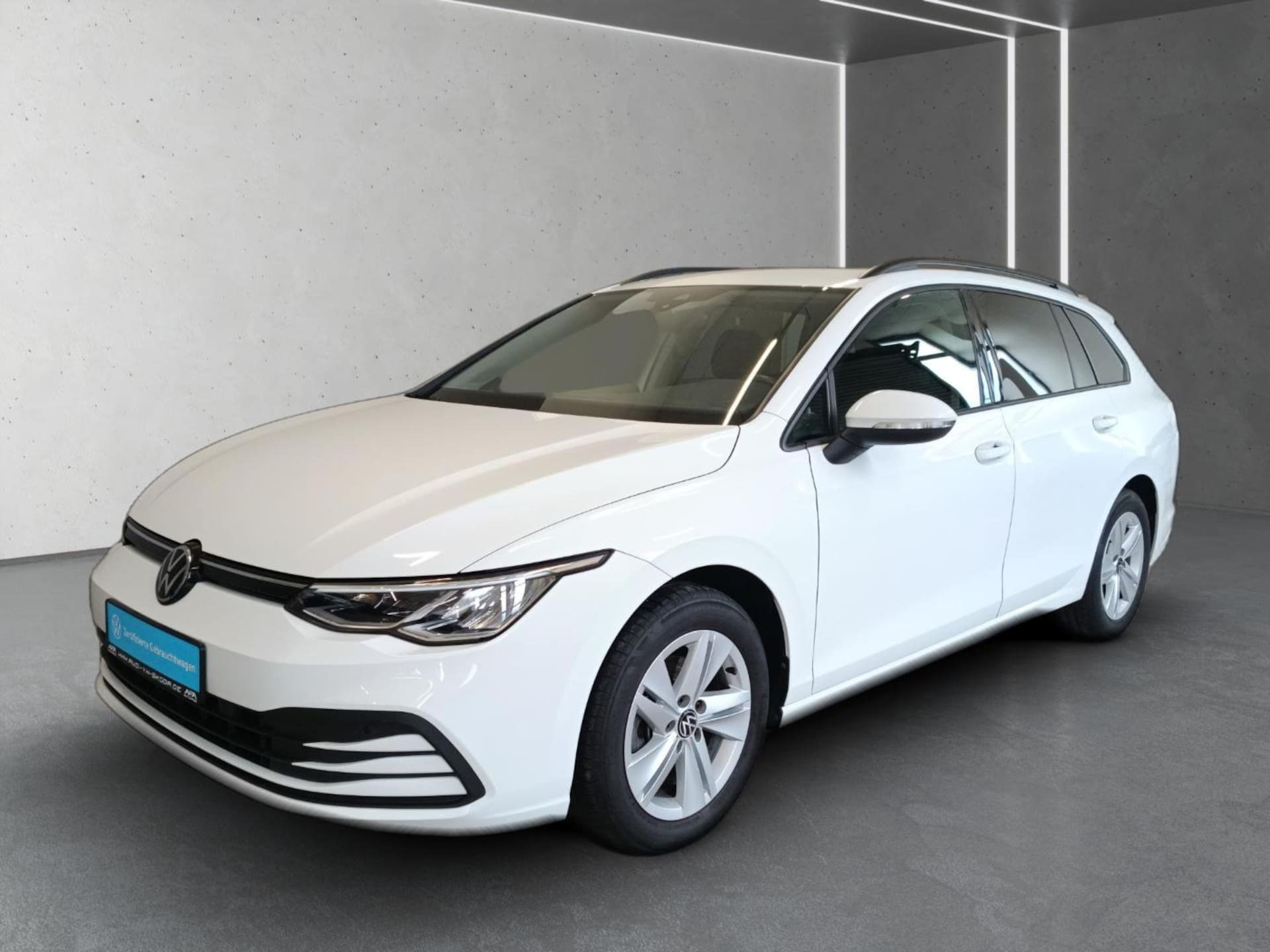 Volkswagen Golf Variant Life