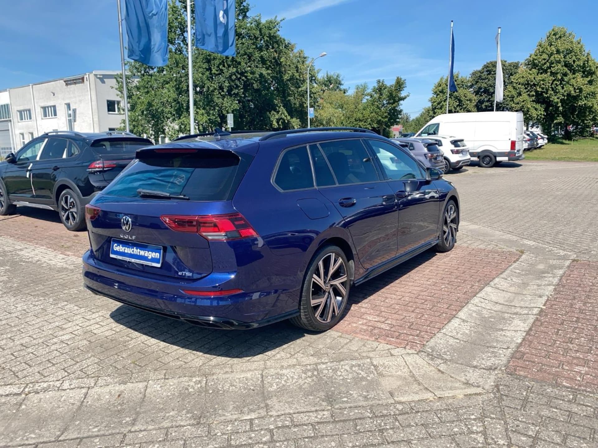 Volkswagen Golf Variant R-Line