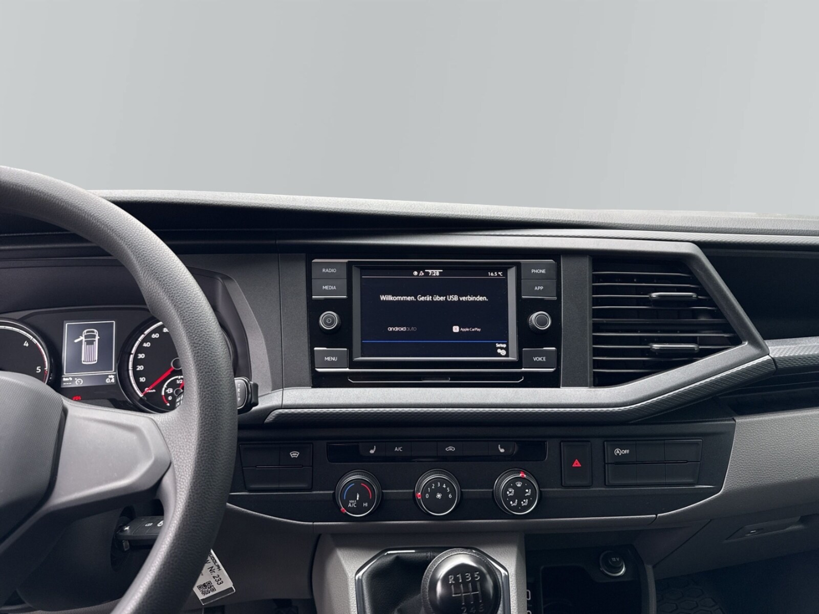 Volkswagen T6.1 Transporter Kasten kurzer Radstand – Bild 11