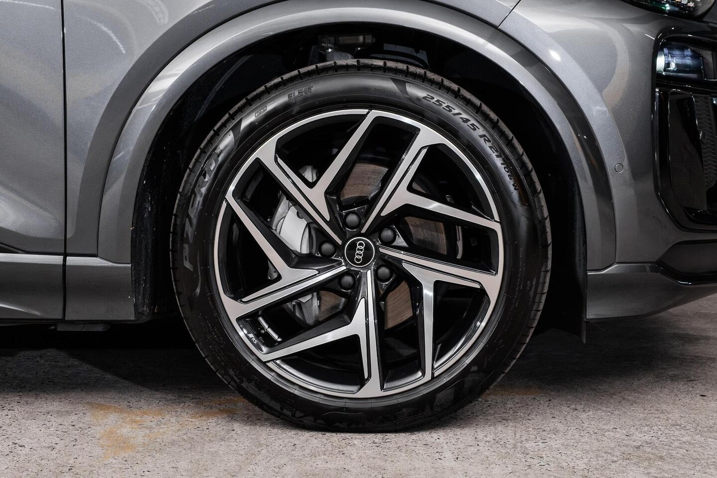 Image about Audi Q6 Sportback e-tron e-tron quattro