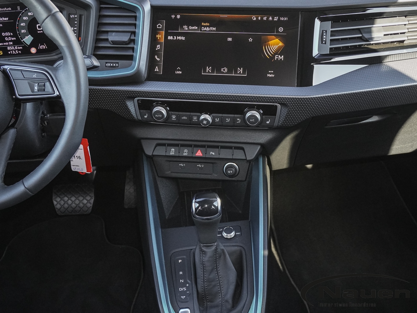 Bild über Audi A1 allstreet 30 TFSI S tronic - für weitere Informationen kontaktieren Sie den Audi Partner
