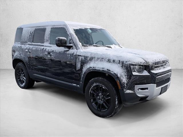 2025 LAND ROVER DEFENDER - Image 3