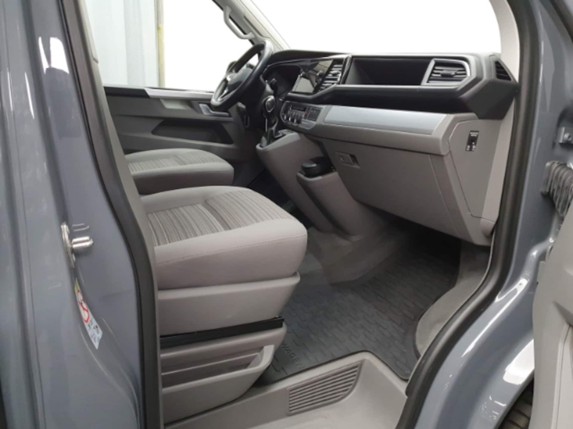 Volkswagen T6.1 California Beach