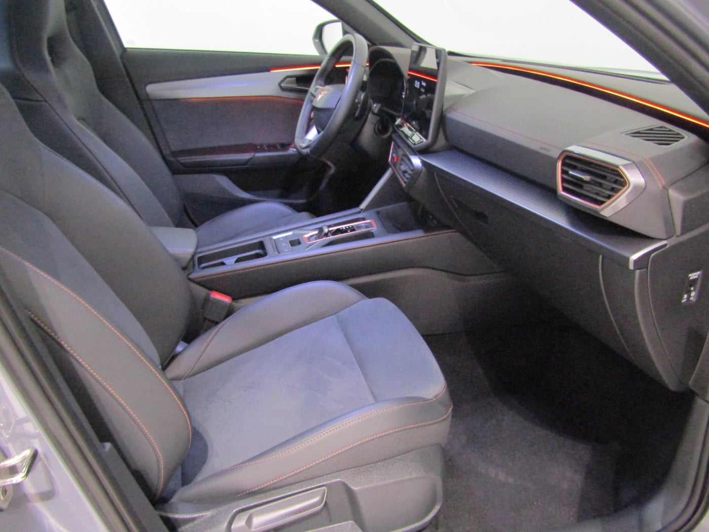 CUPRA Formentor 1.5 eTSI DSG 110 kW (150 CV) — photo 6