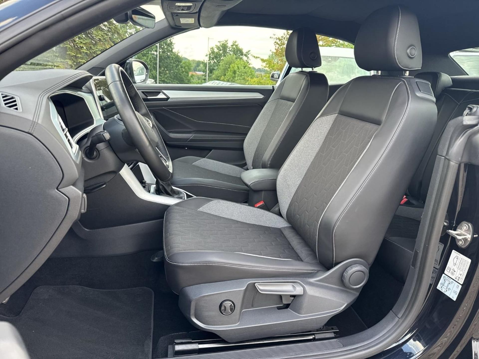 Volkswagen T-Roc Cabriolet Style