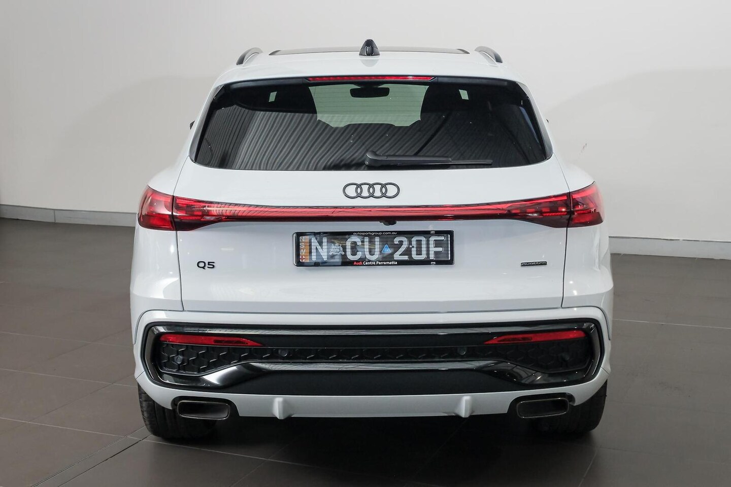 Image about Audi Q5 SUV e-hybrid quattro S tronic