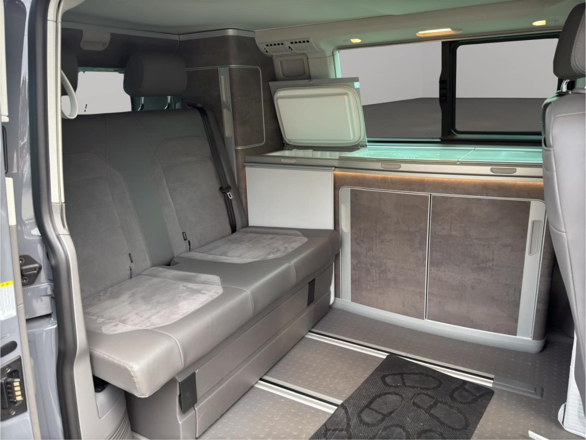 Volkswagen T6.1 California Ocean