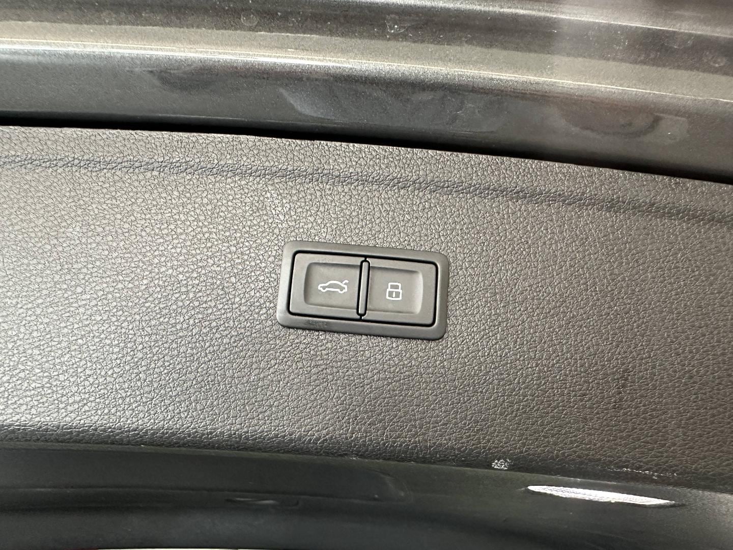 Image about Audi Q5 TFSI e S line 55 TFSI e quattro 270 kW (367 ch) S tronic