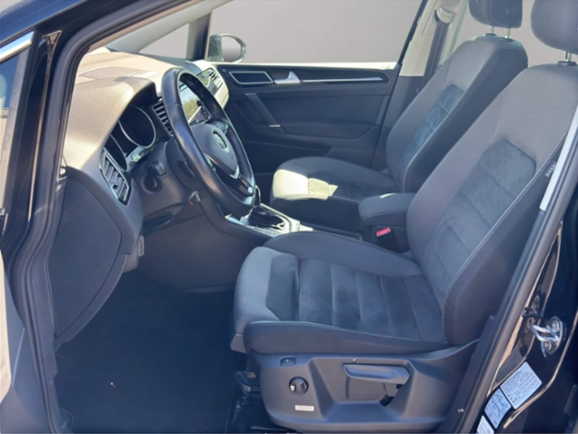 Volkswagen Golf Sportsvan Highline