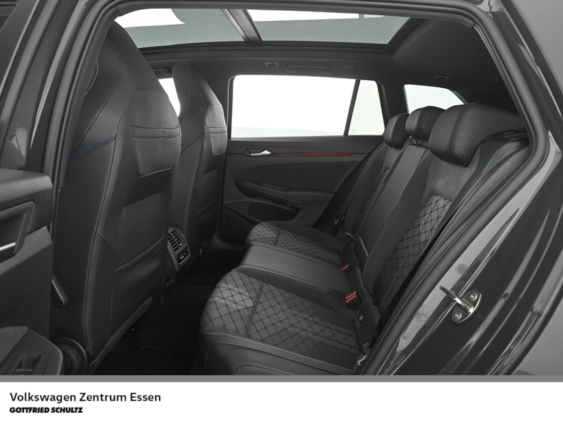 Volkswagen Golf Variant R-Line