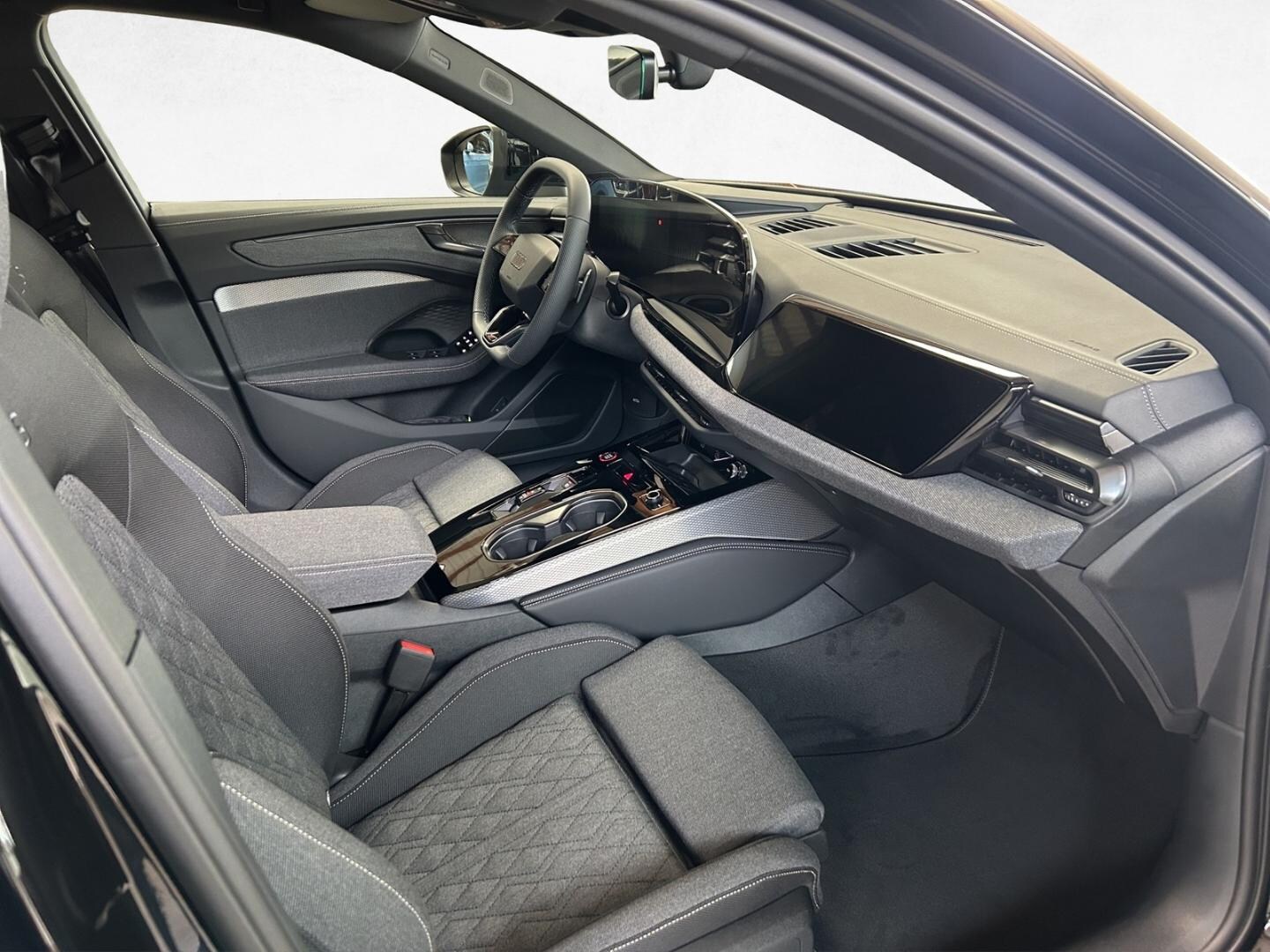 Bild über Audi A6 Limousine edition one TDI quattro 150 kW S tronic - für weitere Informationen kontaktieren Sie den Audi Partner