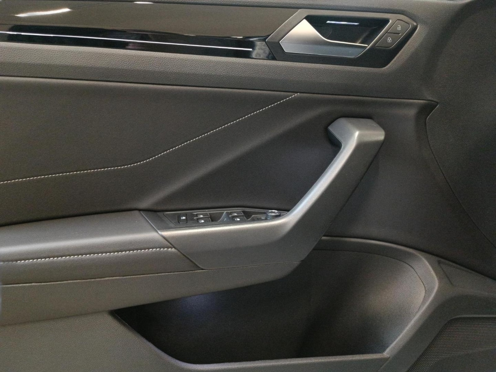 Volkswagen T-Roc – Bild 16