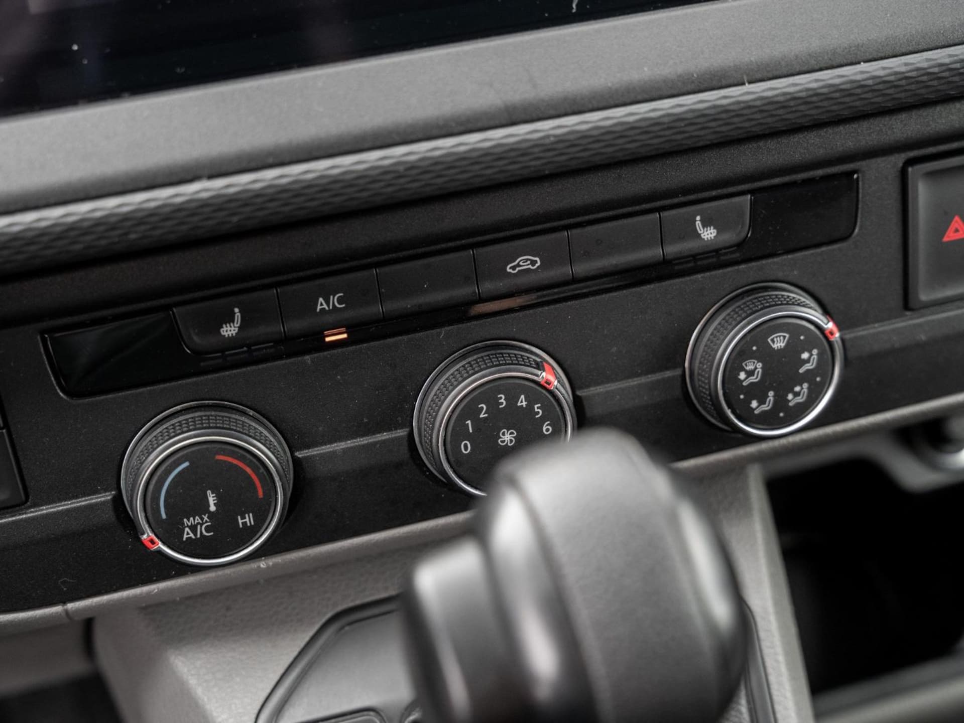 Volkswagen T6.1 Transporter Kasten langer Radstand