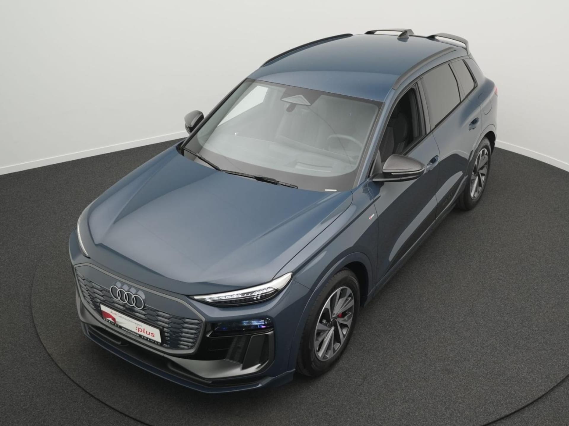Audi Q6 SUV e-tron