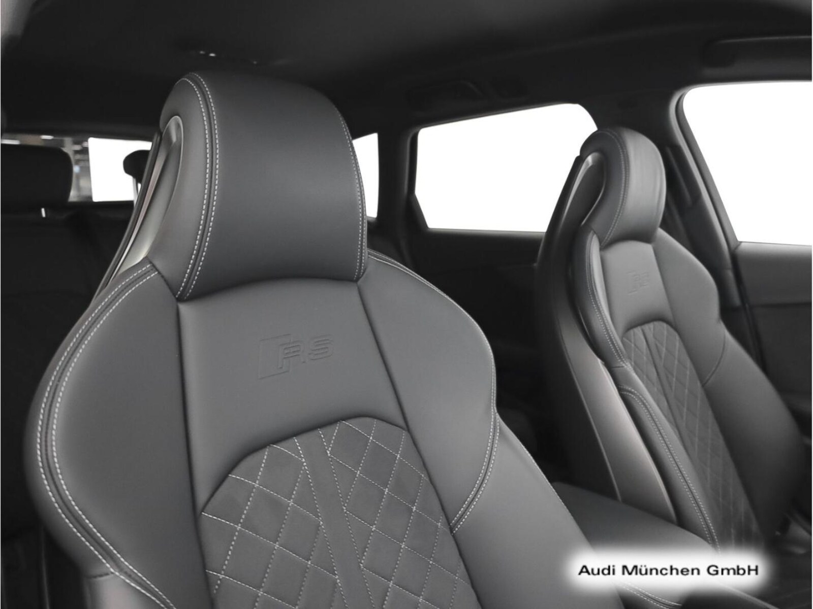Audi RS 4 Avant – Bild 11