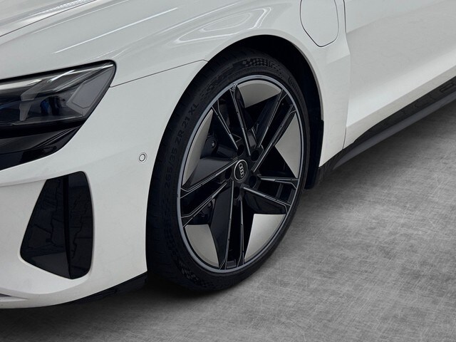 Image about Audi e-tron GT e-tron quattro